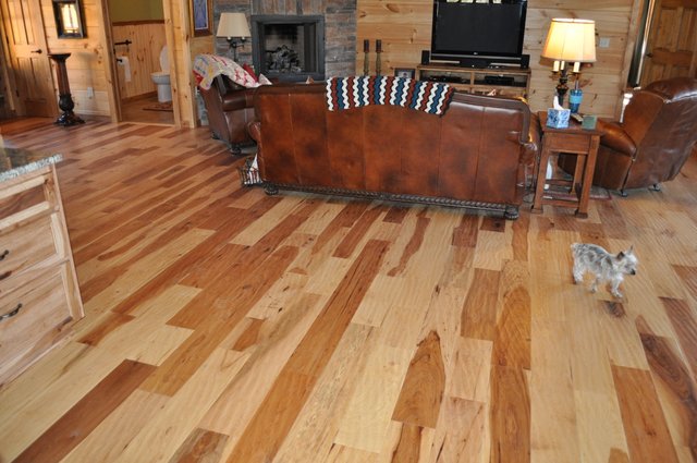 5 X 3 4 Hand Scraped Hickory Prefinished Solid Stone Mountain Wood