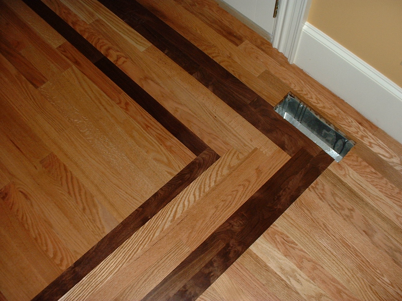 Borders Ozark Hardwood Flooring, Brooks Hardwood Floor Refinishing